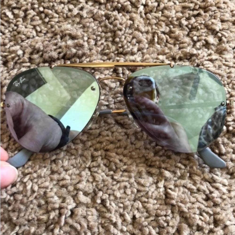 Blue Ray-Ban Avaitors